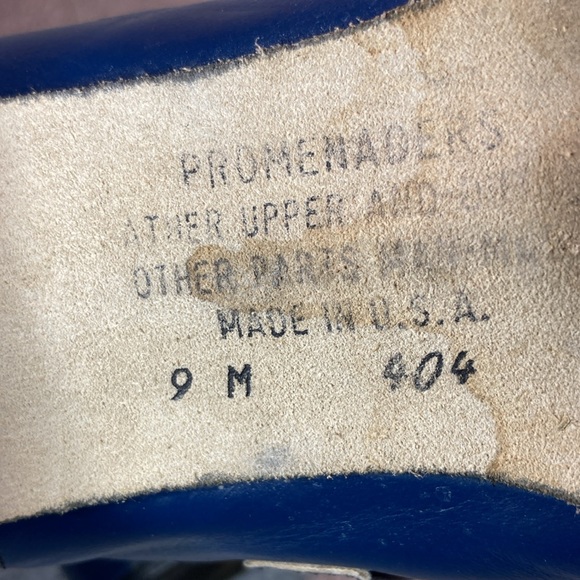 Promenaders size 9 blue leather Mary Janes. 1” heel full leather bottom sole. - Picture 6 of 6